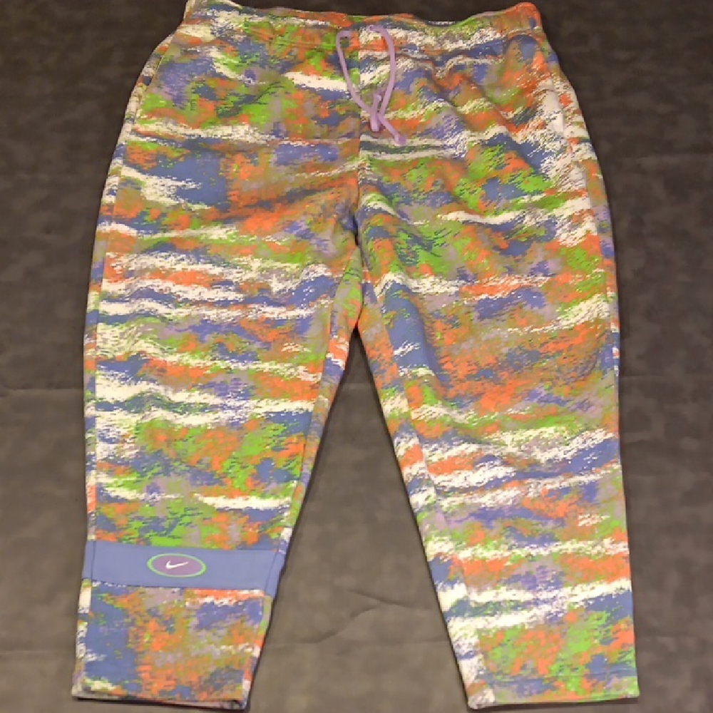 Nike Women's Vibrant Essential Fleece Curve Standard Fit Polar Sweatpants 1x - Picture 3 of 14